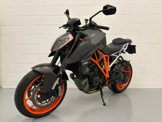 KTM 1290 SUPERDUKE 2017 42.000 KM