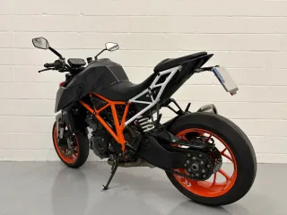 KTM 1290 SUPERDUKE 2017 42.000 KM