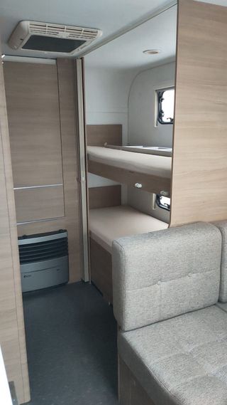 Caravana Adria Adora 573pt 6 plazas como nueva