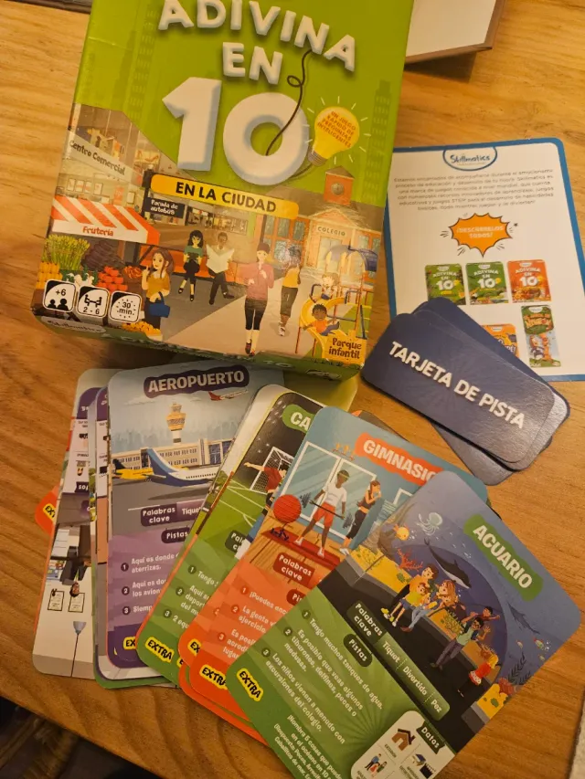 Juego Skillmatics Adivina en 10: En la Ciudad a pa