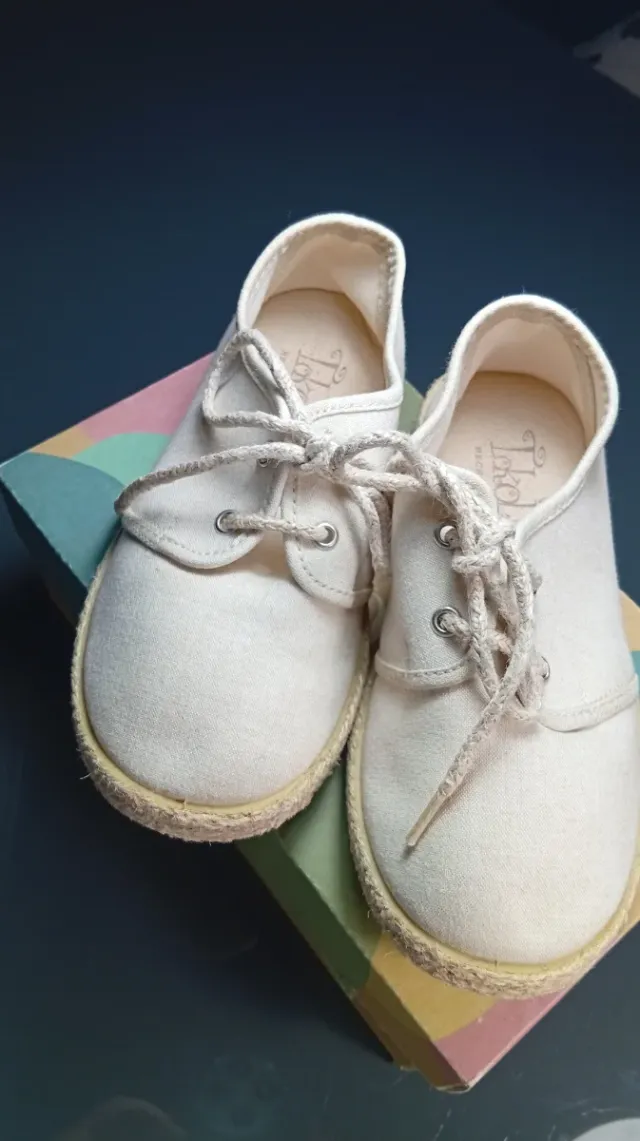 Zapatos TOKOLATE beige