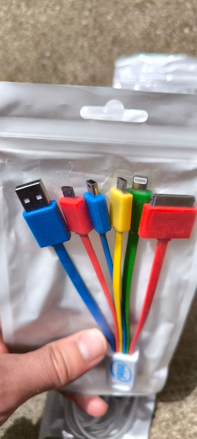 Cables Cargador Intel 5 en 1
