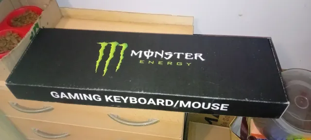 Teclado Gamer ROCCAT Vulcan Pro + Mouse Kone Pro