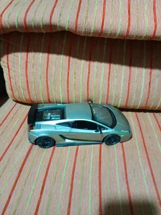 Lamborghini Gallardo Superleggera escala 1.18