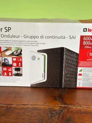 Gruppo di continuità Legrand KEOR SP 800 VA