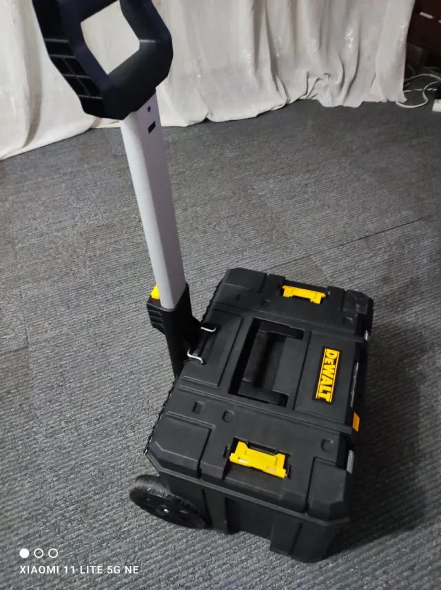 Caja de herramientas Dewalt TSTAK