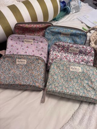 Set 3 neceseres florales liberty