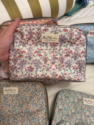 Set 3 neceseres florales liberty