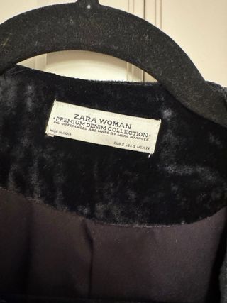 Blazer Zara Terciopelo Bordado Talla Única