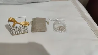 Conjunto bisutería oro y blanco