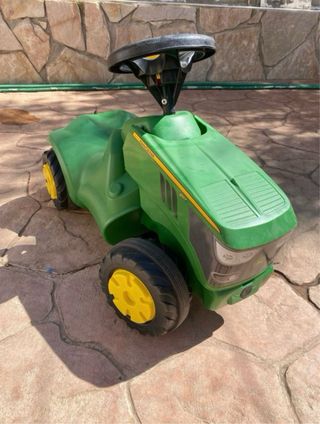 Mini trattore John Deere con passeggino