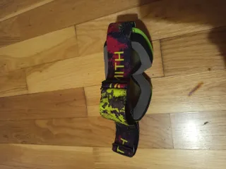 Gafas de esquí sin usar .