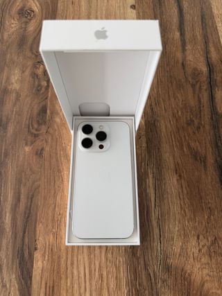 iPhone 15 Pro Blanco