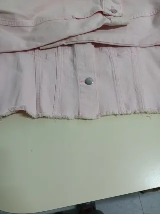 Cazadora vaquera rosa