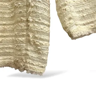 Talla XL - Chaqueta texturizada crema