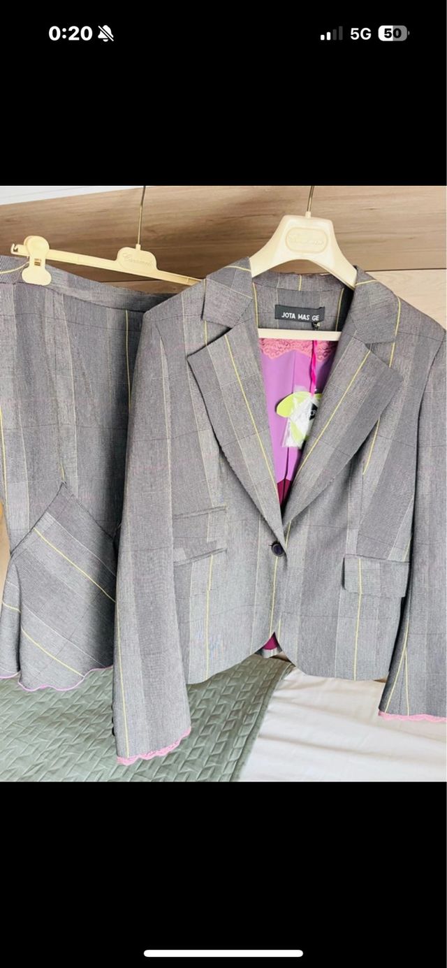 Traje Jota Más Ge mujer gris