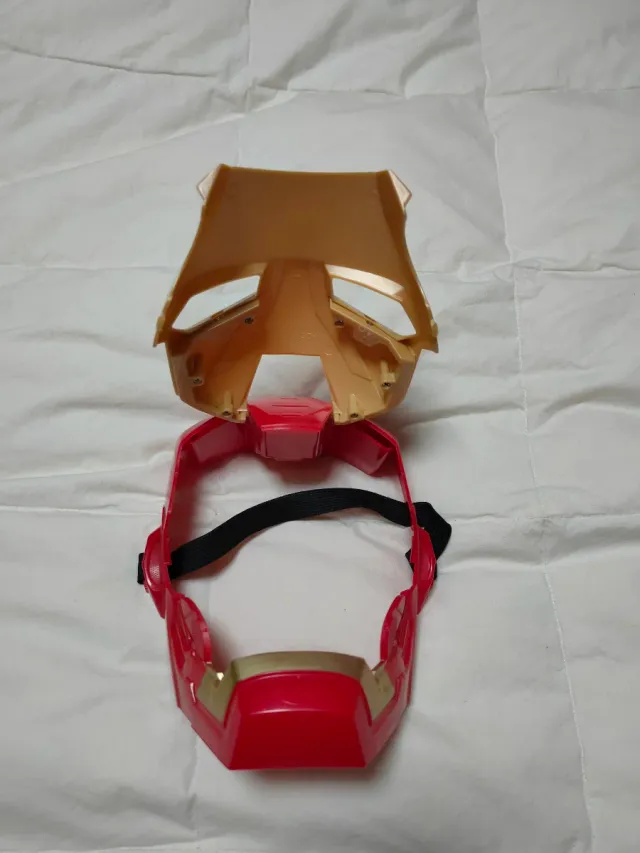 Máscara y Guantes Iron Man Luminosos