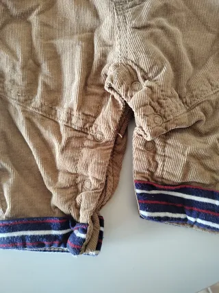 Peto de pana marrón bebé 3 meses