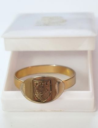 Antico Anello dorato sigillo con stemma grifone