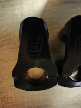 Elevador basculante Rox Speed 2" para manillar 1"