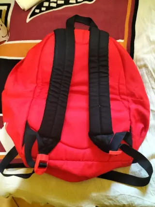 Zaino Ferrari rosso come nuovo