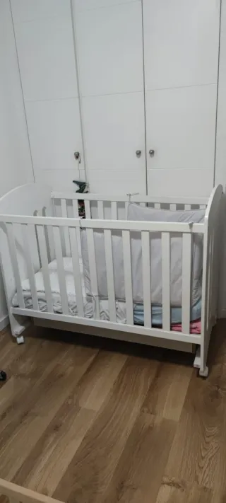 Cuna de madera Micuna