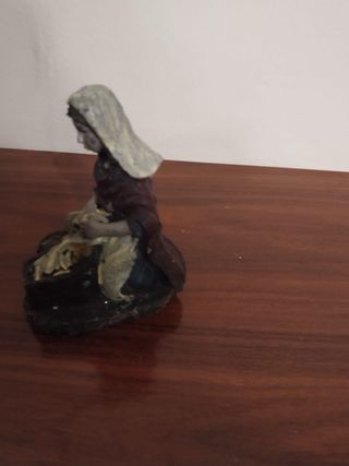 Figura Belén Lavandera