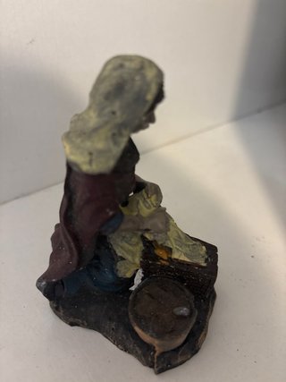 Figura Belén Lavandera