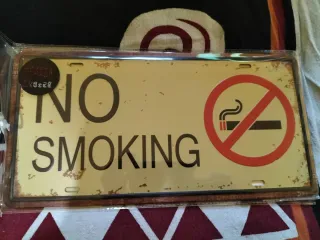 Cartello No Smoking in metallo