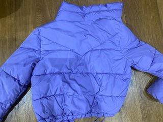 Chaqueta Bershka Morada de Invierno acolchada