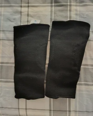 Rodilleras Mizuno Negras