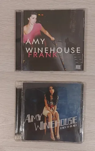 CDs Anastacia y Amy Winehouse