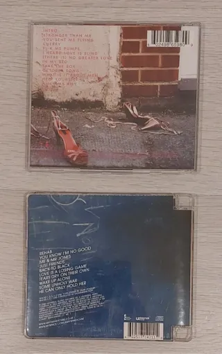 CDs Anastacia y Amy Winehouse