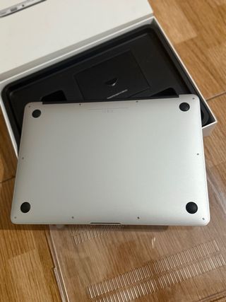 MacBook Air A1466 (Para Piezas)