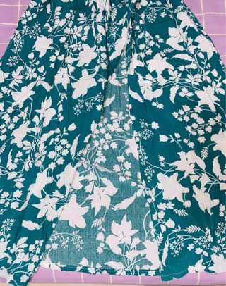 Vestido verde con estampado floral talla S