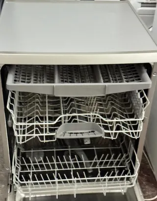 LAVAVAJILLAS BOSCH INOX