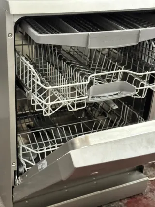 LAVAVAJILLAS BOSCH INOX