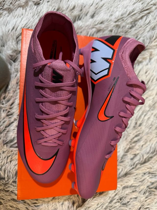 Botas Fútbol Nike Zoom Vapor 16 PRO Nuevas