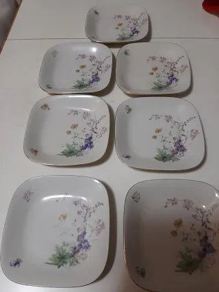 Set 7 Piatti Quadrati Antichi Floreali
