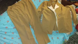 Traje completo mujer marrón y blanco