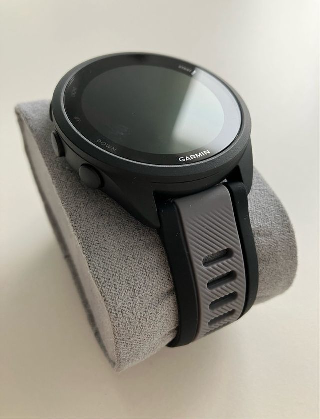 Garmin Forerunner 165 A estrenar