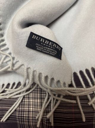 Lote 4 bufandas Burberry y Ralph Lauren