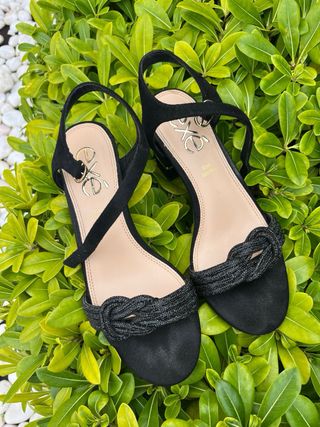 Sandálias pretas Exé