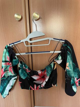 Top flores Pull and Bear S