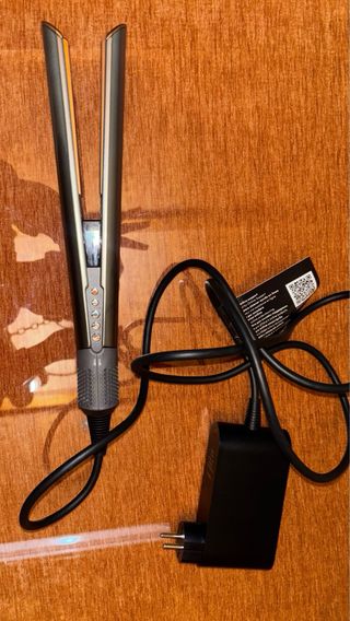 Dyson Airstrait Nueva Dorado/Plateado