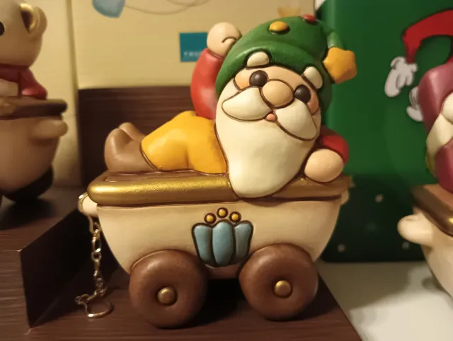 Locomotiva Babbo Natale più tre vagoni