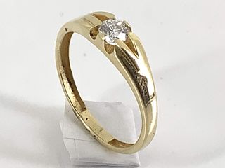 anillo oro 18k con piedra con diamante de laboratorio