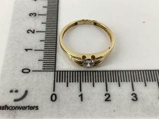 anillo oro 18k con piedra con diamante de laboratorio