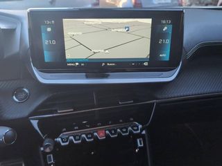 Peugeot 2008 BlueHDI 130 S&S EAT8 GT