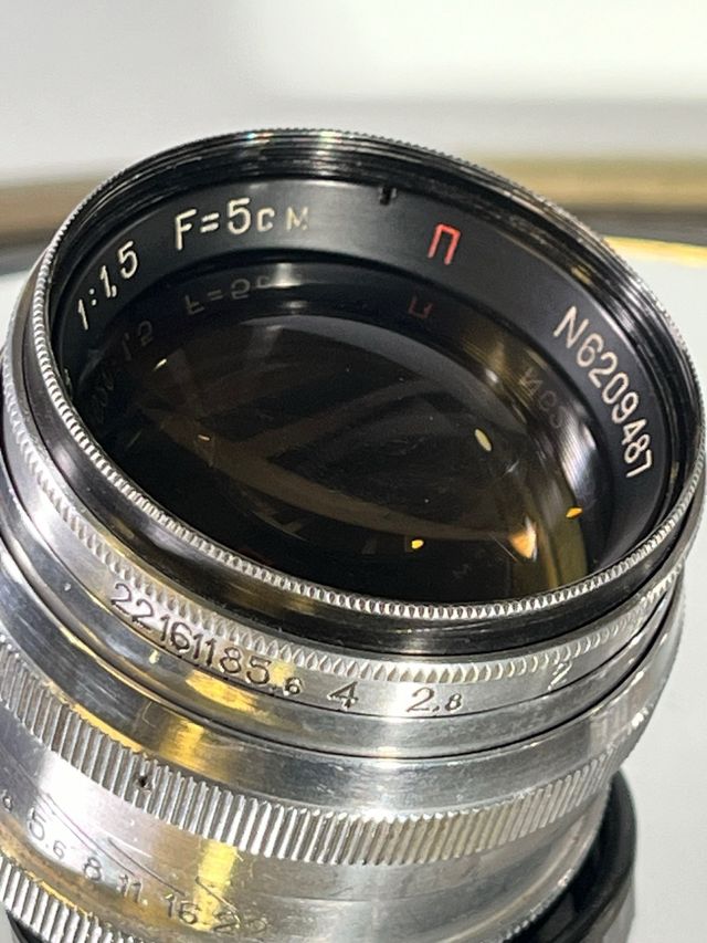 Lente Jupiter-3 50mm f/1.5. Montagem Leica M39